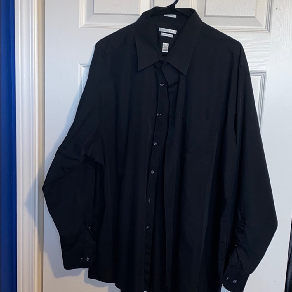 Black Van Heusen black dress shirt 18.5 34/45